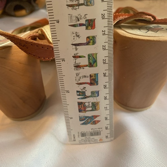 Leather clogs - Picture 6 of 8